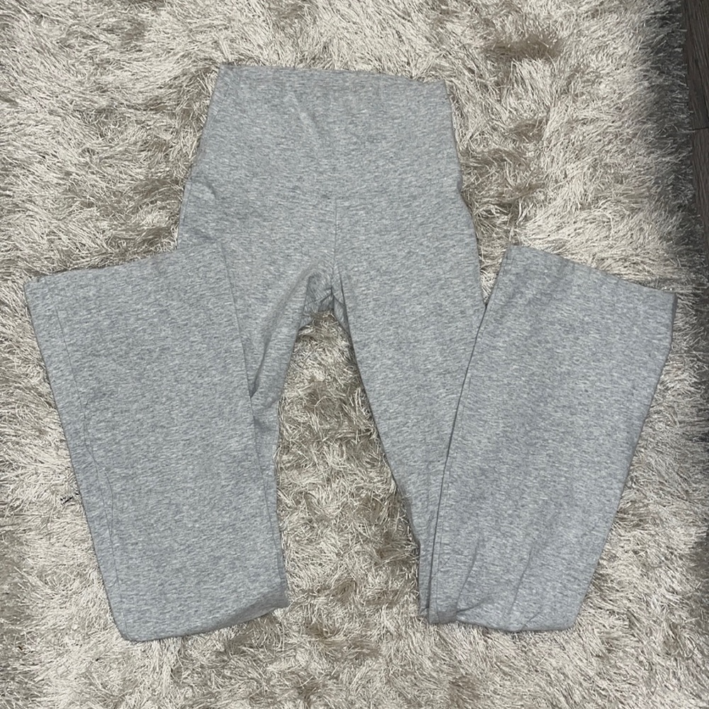 Aritzia Flare Leggings